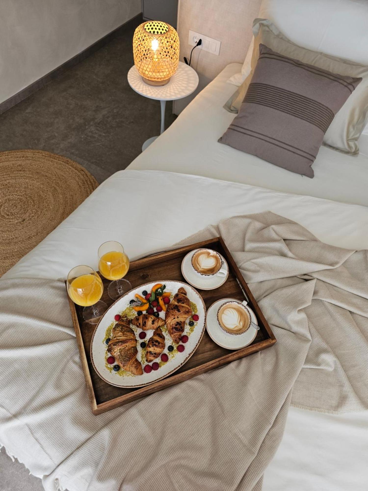 Hotel Aria Подстрана Екстер'єр фото
